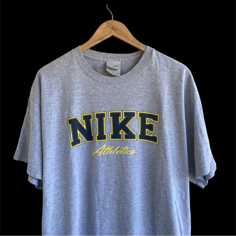Vintage Y2K Nike Athletics Spell Out Tee VTG Shirt XL 2000s Grey Tag